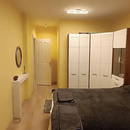 Tzar Kaloyan Apartament Burgas City